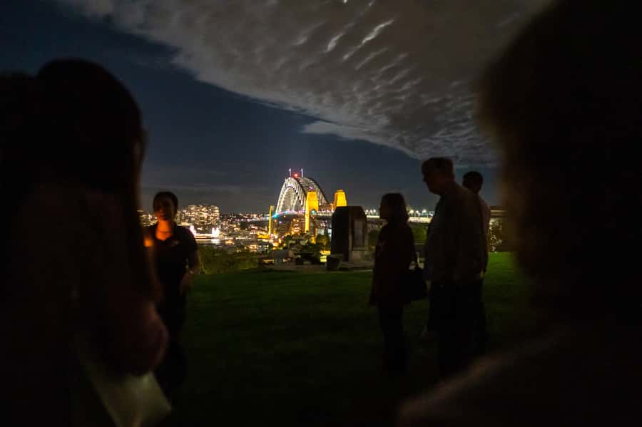 Sydney: True Crime Tour - First step: Parbury Lane to Lower Fort St. by the Harbour Bridge