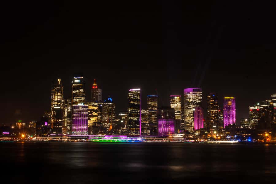 Sydney: Vivid Festival of Light Harbor Cruise with Dinner - Weather and comfort: rain or shine plus the cold factor