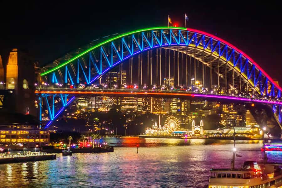 Sydney: Vivid Harbour Cruise with Canapes - Pier 2, Walsh Bay: Getting There Without Stress