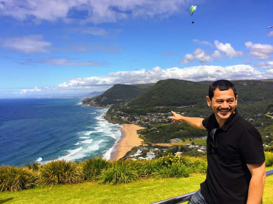 Sydney: Wildlife, Waterfalls and Wine Small Group Tour - Grand Pacific Drive to Bulli Beach for Lunch by the Ocean