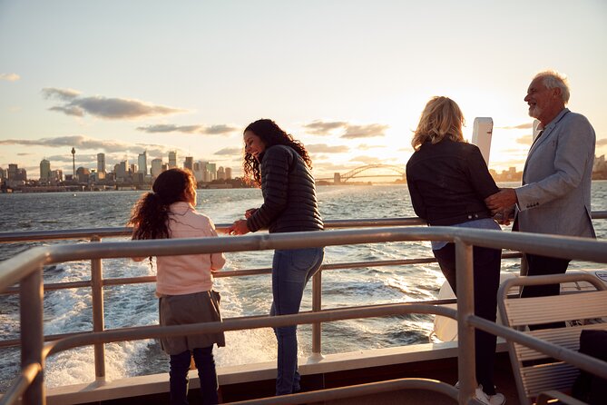 Taronga Zoo + Ferry Return Ticket - The ferry and Harbour Hopper route: how to use it without stress