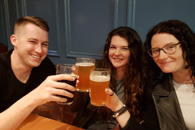 The Rocks Pub Walking Tour - The guides: the difference between hearing facts and getting the flavor